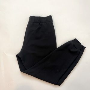 Lululemon - On The Fly Jogger